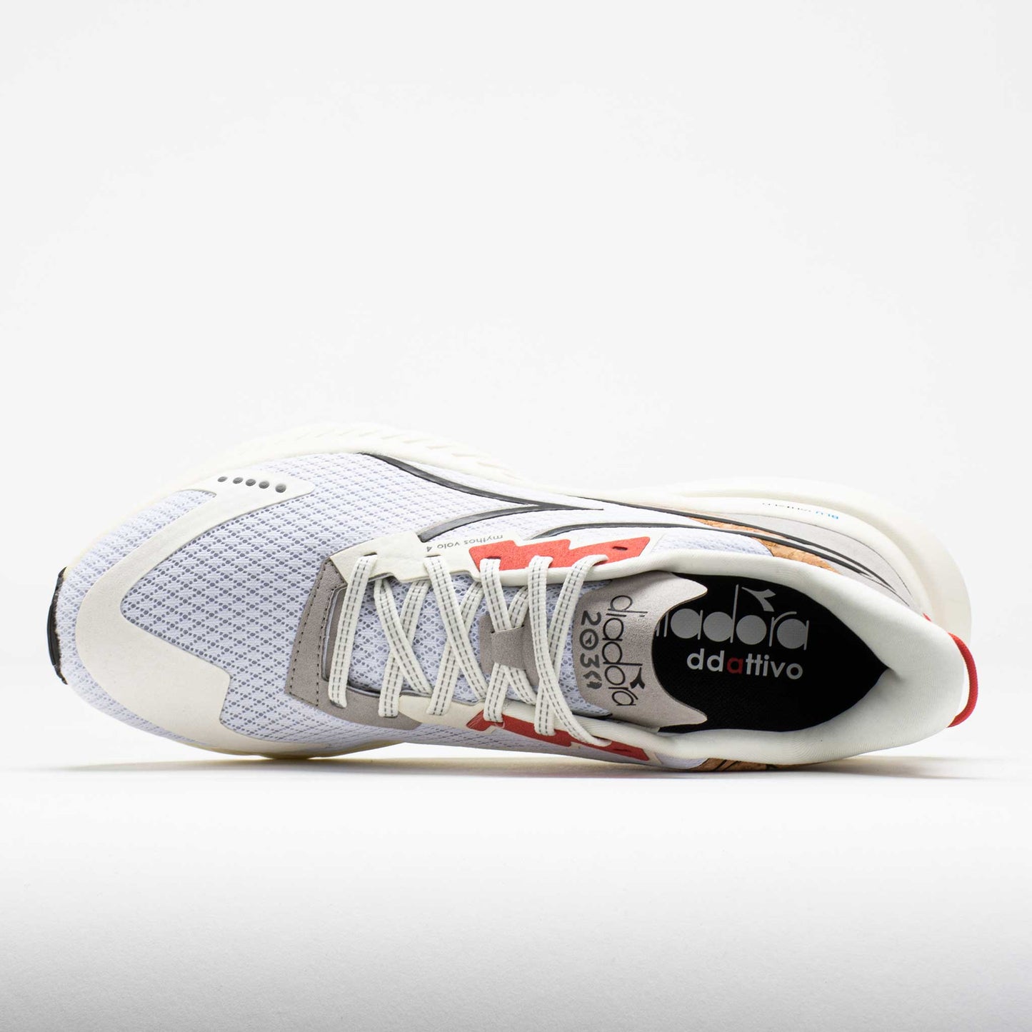 Diadora Mythos Blushield Volo 4 Men's  White/Black/Cayenne